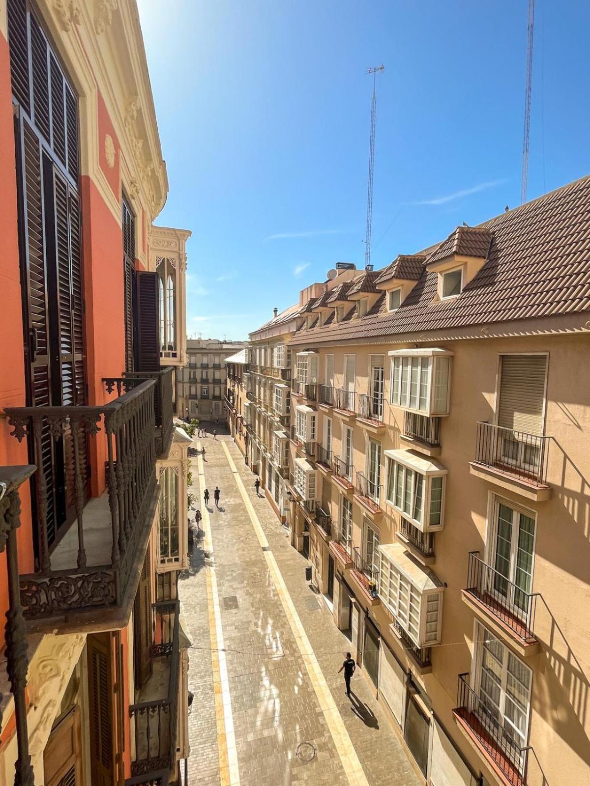 Apartamentos Loles De Cisneros Catedral Málaga Exterior foto